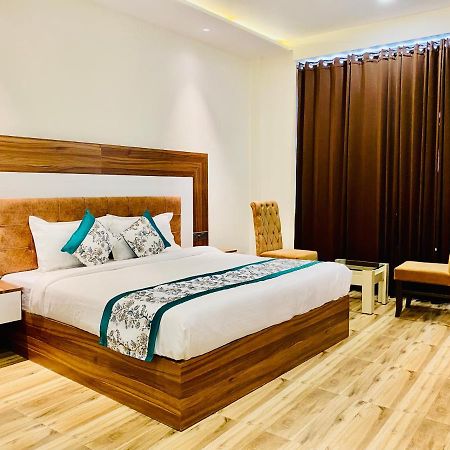 Hotel White House By An Hotels - Walking Distance From Golden Temple Amritsar Eksteriør bilde