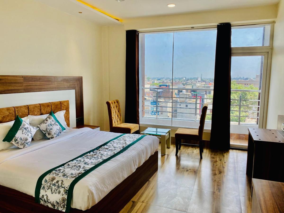 Hotel White House By An Hotels - Walking Distance From Golden Temple Amritsar Eksteriør bilde