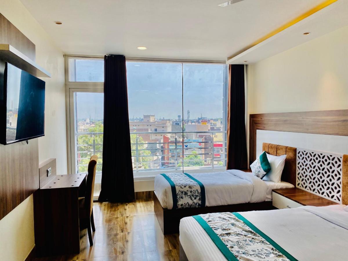 Hotel White House By An Hotels - Walking Distance From Golden Temple Amritsar Eksteriør bilde